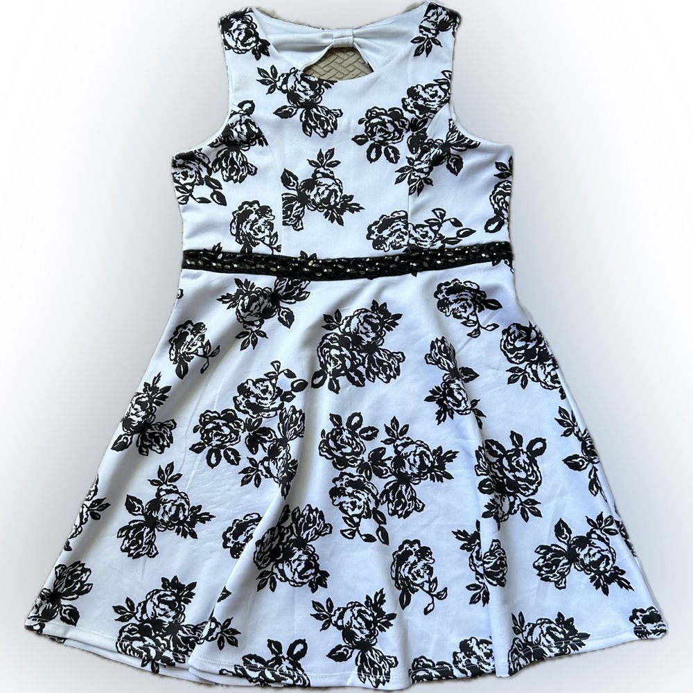 Size 16 ½ Justice girls black & white floral bead trimdress